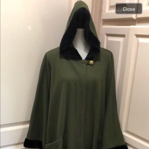 PONCHO HOODED FLEECE COAT